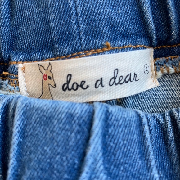 Girls distressed heart jeans - Picture 3 of 3